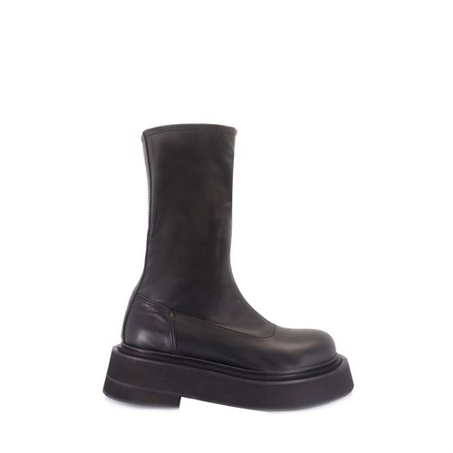 Bota Dans